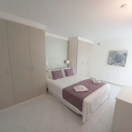 Miraflores Beachfront Penthouse Sitio de Calahonda Exterior photo