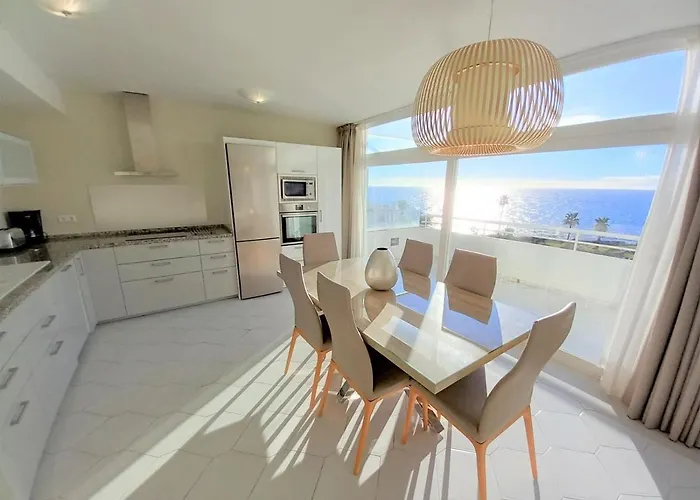 Miraflores Beachfront Penthouse